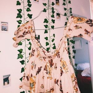 floral off the shoulder shirt